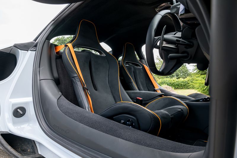 Mclaren Artura (24MR)