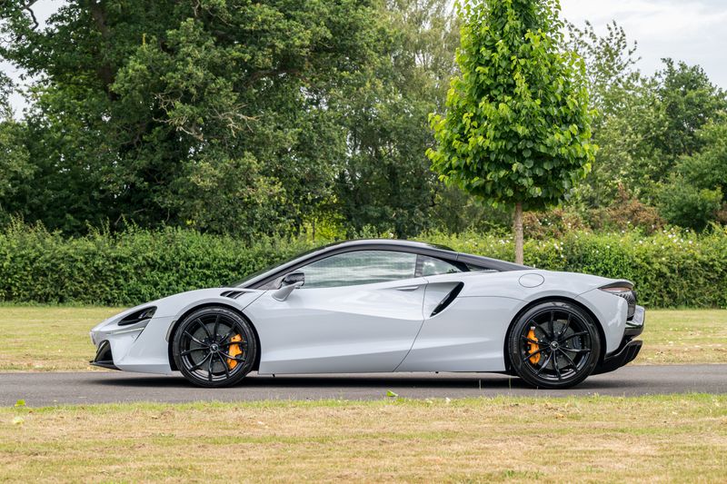 Mclaren Artura (24MR)