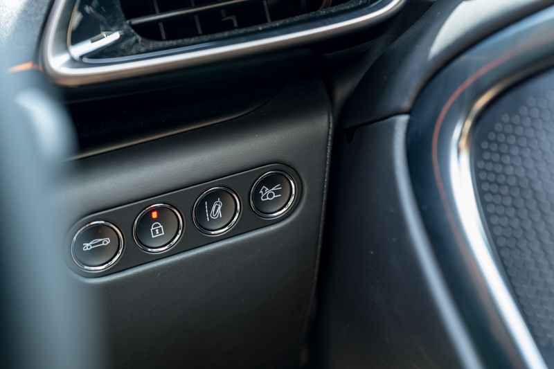 Mclaren Artura (24MR)