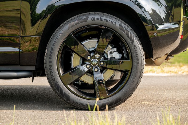 Land Rover Defender 90 D350 X-Dynamic HSE