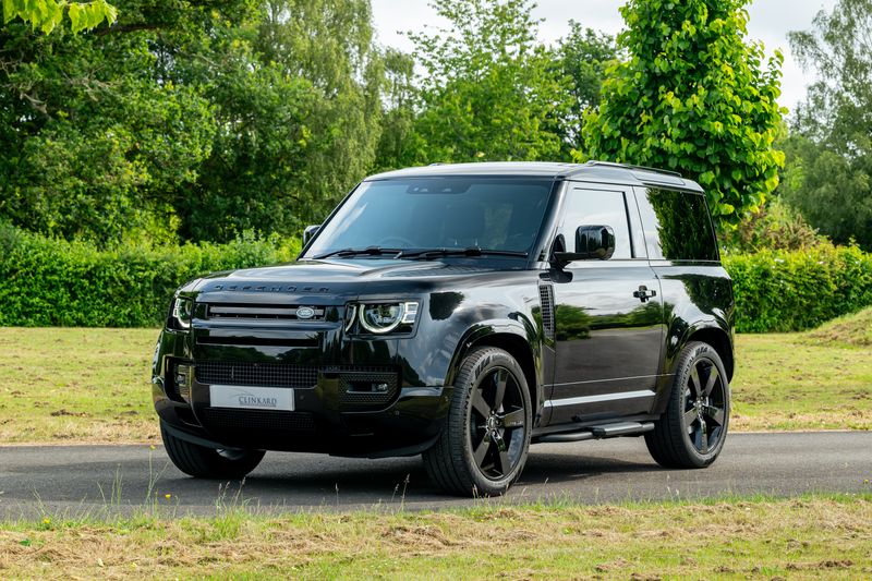 Land Rover Defender 90 D350 X-Dynamic HSE