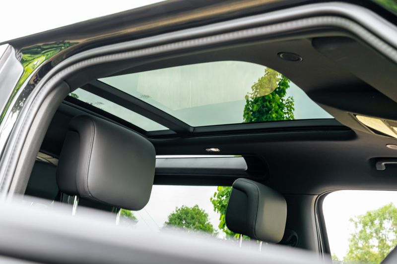 Land Rover Defender 90 D350 X-Dynamic HSE