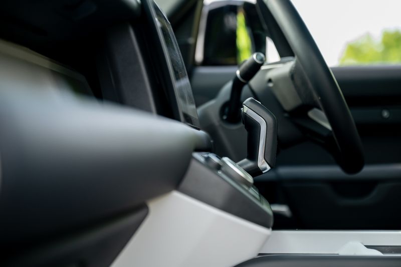 Land Rover Defender 90 D350 X-Dynamic HSE