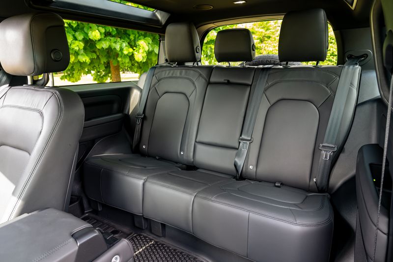 Land Rover Defender 90 D350 X-Dynamic HSE