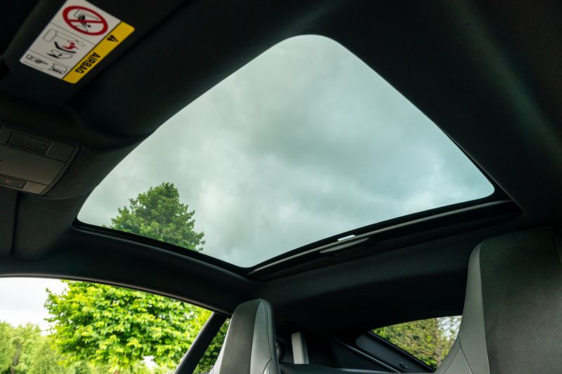 Jaguar F-Type P300 2.0i GPF R-Dynamic Auto