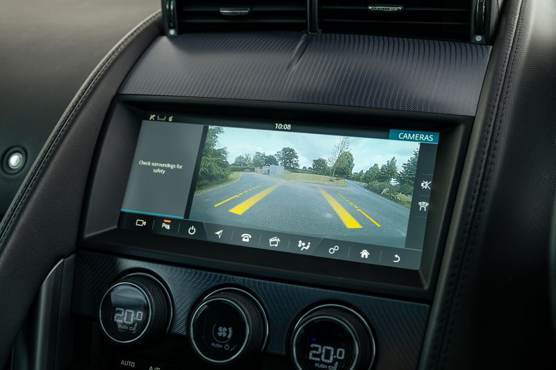 Jaguar F-Type P300 2.0i GPF R-Dynamic Auto