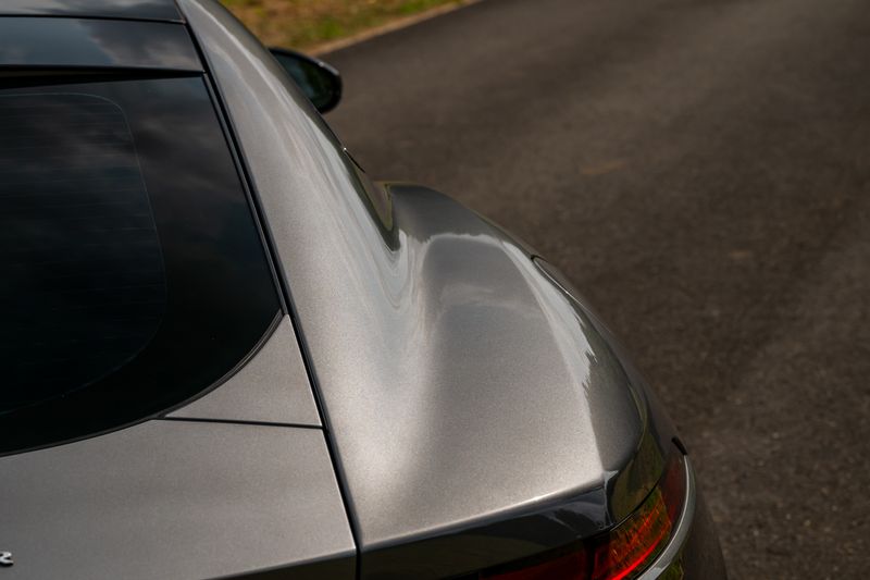 Jaguar F-Type P300 2.0i GPF R-Dynamic Auto