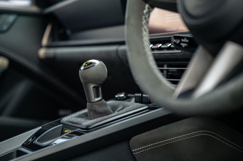 Porsche 911 (992) GT3 Manual