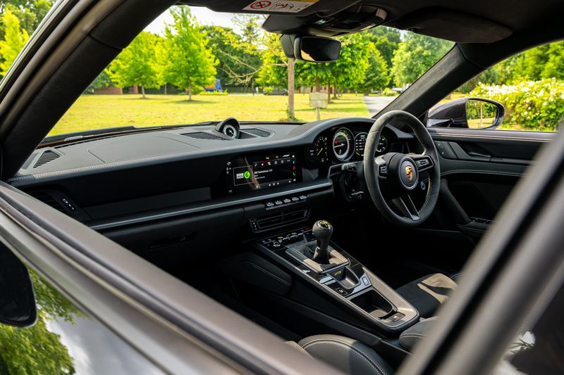 Porsche 911 (992) GT3 Manual