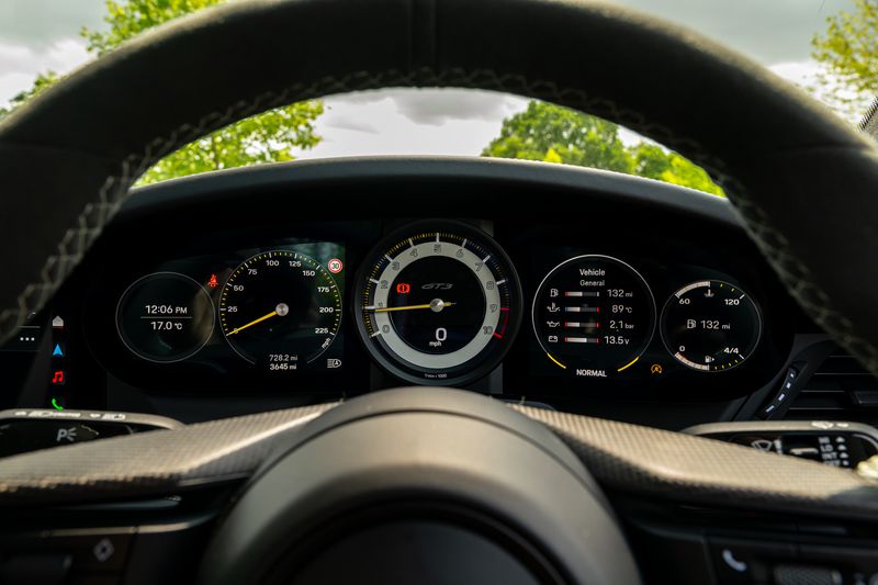 Porsche 911 (992) GT3 Manual