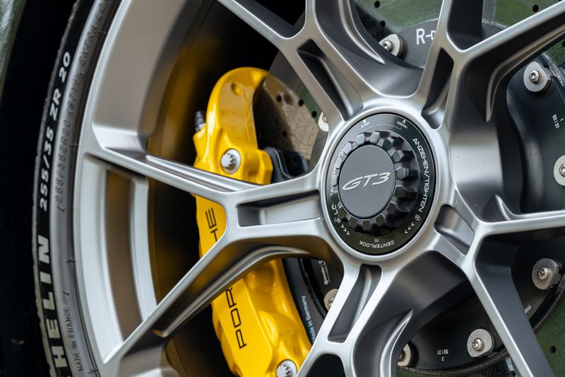 Porsche 911 (992) GT3 Manual