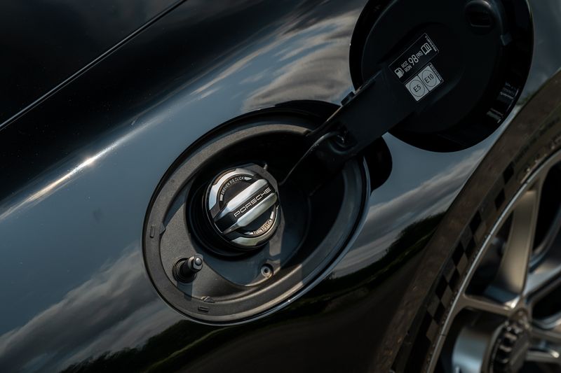 Porsche 911 (992) GT3 Manual