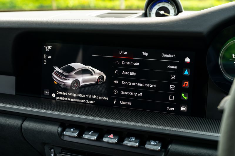 Porsche 911 (992) GT3 Manual