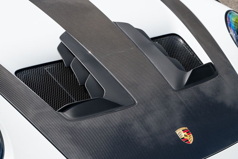 Porsche 911 (992) GT3 RS