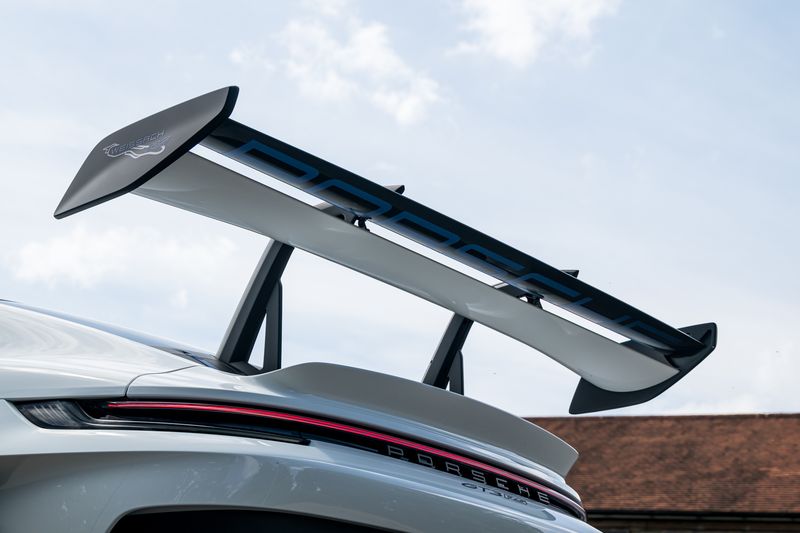 Porsche 911 (992) GT3 RS