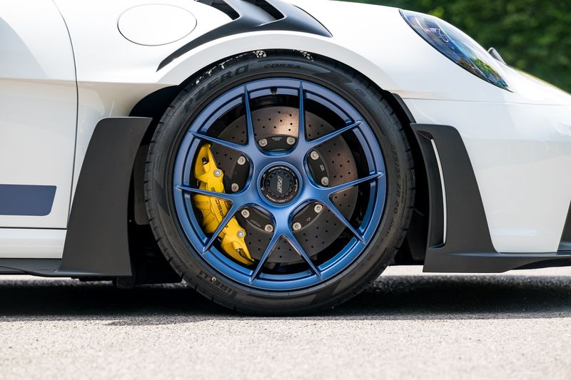 Porsche 911 (992) GT3 RS