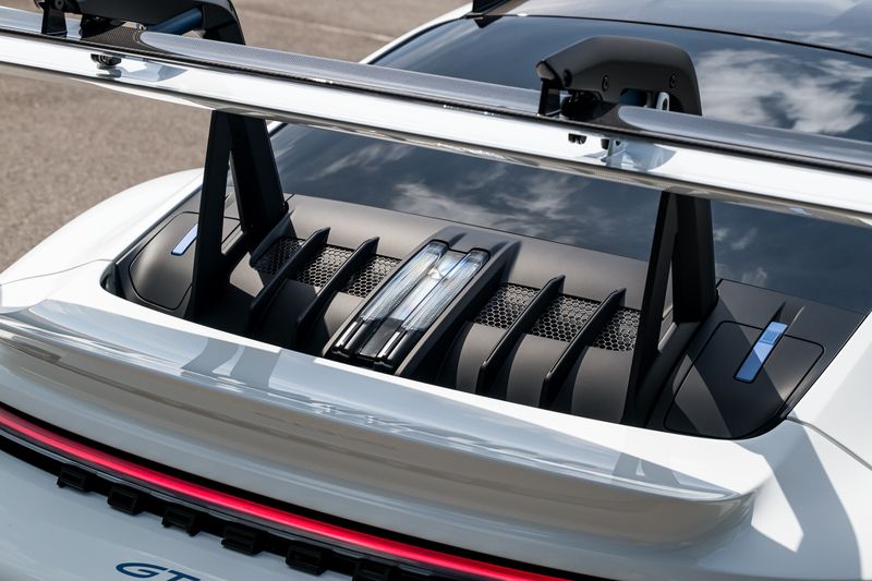 Porsche 911 (992) GT3 RS