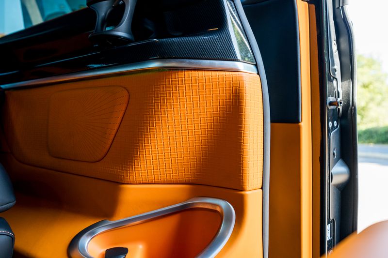 Mercedes-Benz V Class V300D AMG-Line 33rd Anniversary 7-Seater