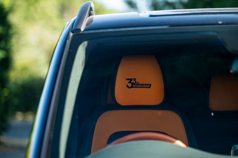 Mercedes-Benz V Class V300D AMG-Line 33rd Anniversary 7-Seater