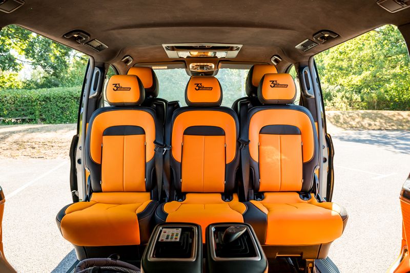 Mercedes-Benz V Class V300D AMG-Line 33rd Anniversary 7-Seater