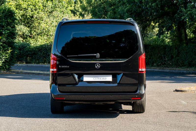 Mercedes-Benz V Class V300D AMG-Line 33rd Anniversary 7-Seater