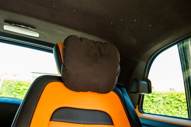 Mercedes-Benz V Class V300D AMG-Line 33rd Anniversary 7-Seater