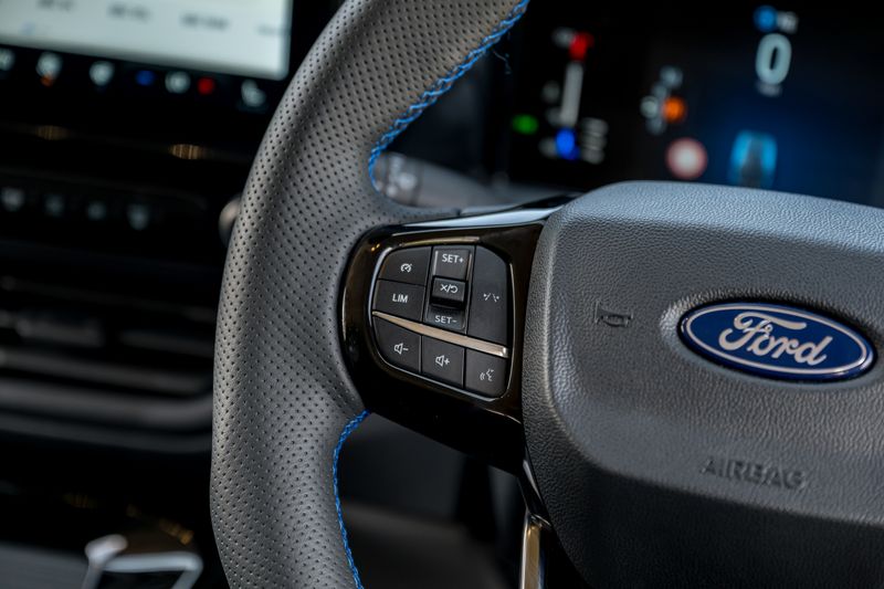 Ford Transit Custom 2.0 Custom Ecoblue MS-RT Double Cab Auto