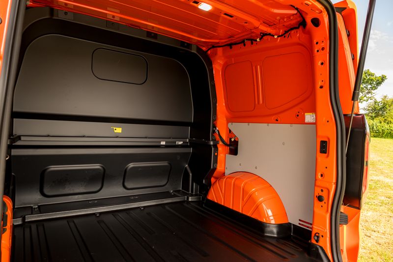 Ford Transit Custom 2.0 Custom Ecoblue MS-RT Double Cab Auto