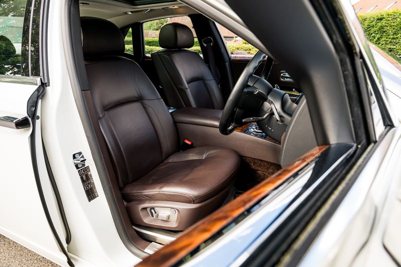 Rolls-Royce Ghost 6.6 V12 Saloon (1 Owner From New / Full Rolls-Royce Service History)