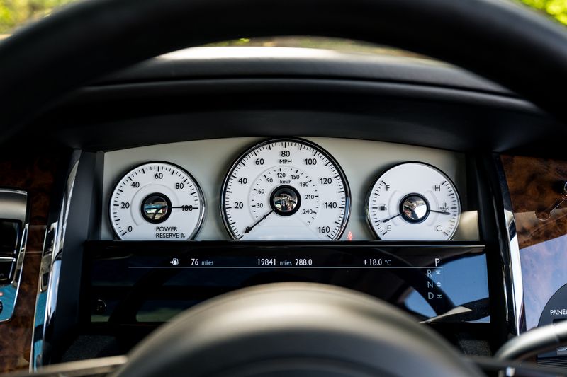 Rolls-Royce Ghost 6.6 V12 Saloon (1 Owner From New / Full Rolls-Royce Service History)