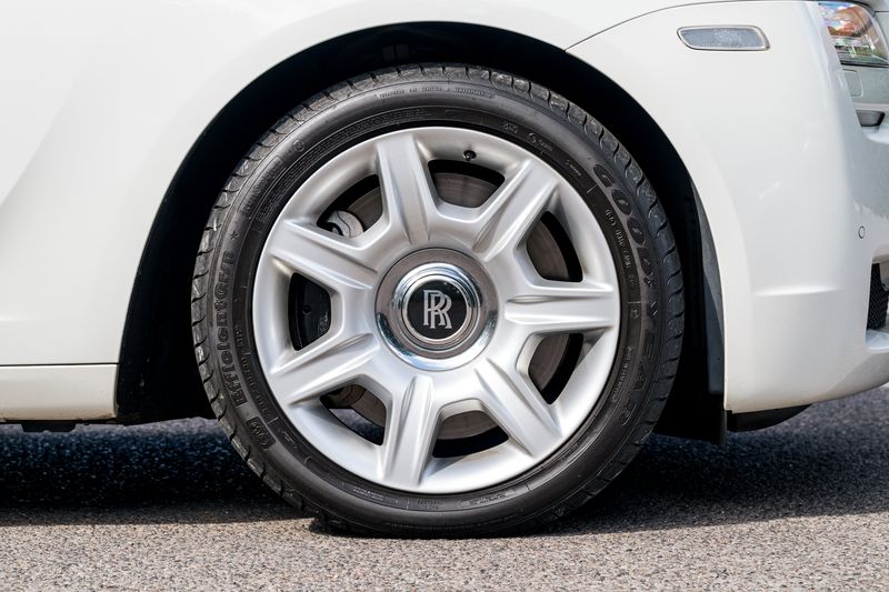 Rolls-Royce Ghost 6.6 V12 Saloon (1 Owner From New / Full Rolls-Royce Service History)