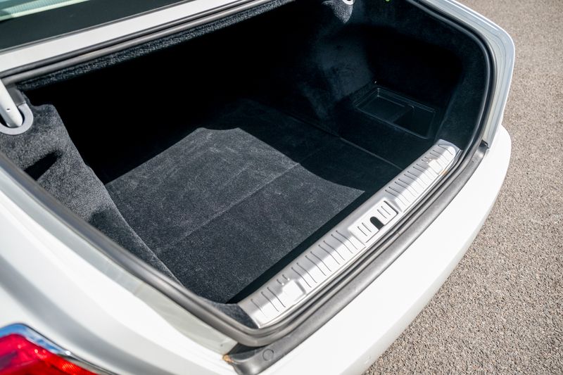 Rolls-Royce Ghost 6.6 V12 Saloon (1 Owner From New / Full Rolls-Royce Service History)