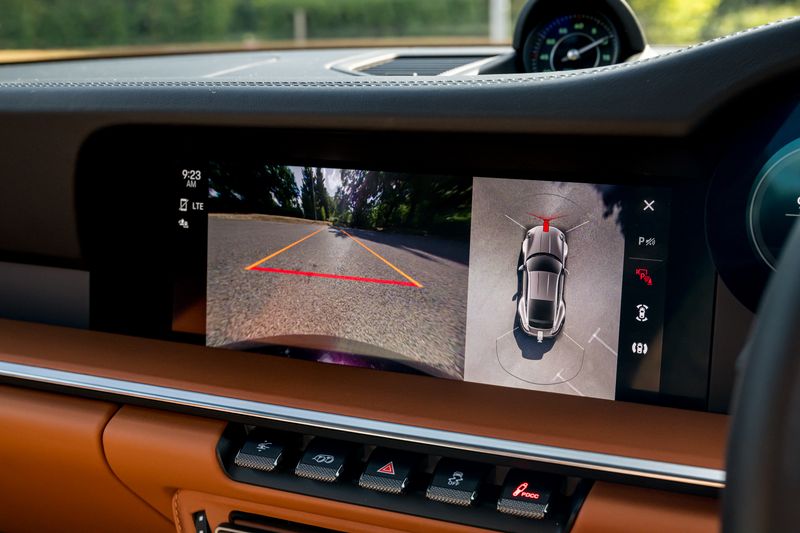 Porsche 911 (992) Sport Classic Coupe (Manual)