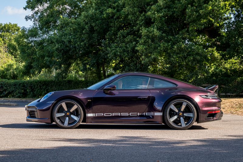 Porsche 911 (992) Sport Classic Coupe (Manual)