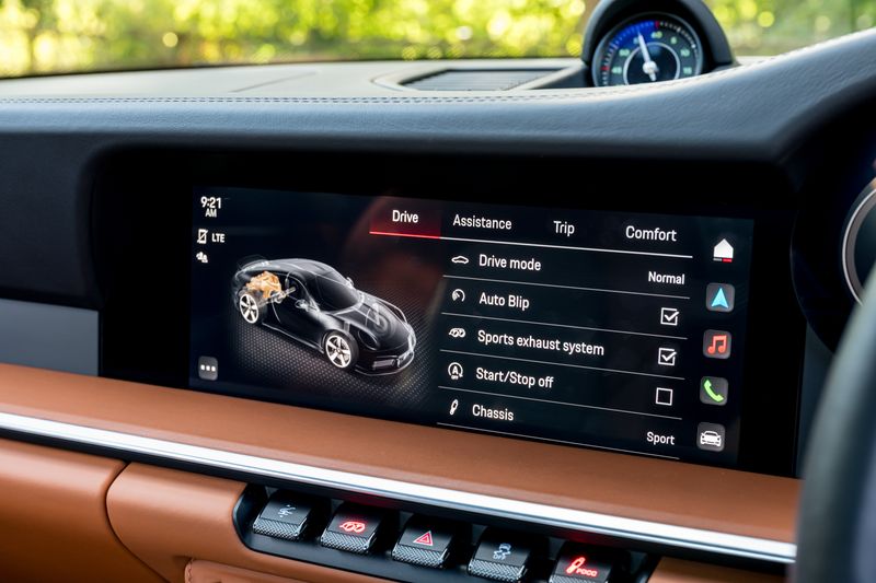 Porsche 911 (992) Sport Classic Coupe (Manual)