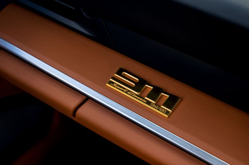 Porsche 911 (992) Sport Classic Coupe (Manual)