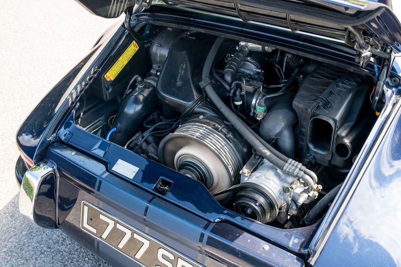 Porsche 911 (993) Retro Works GTR