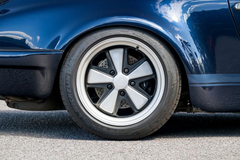 Porsche 911 (993) Retro Works GTR