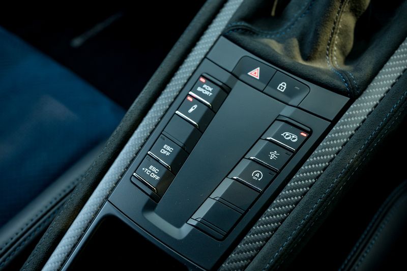 Porsche 718 Cayman 4.0 GT4 RS PDK