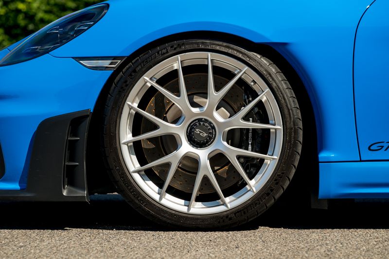 Porsche 718 Cayman 4.0 GT4 RS PDK