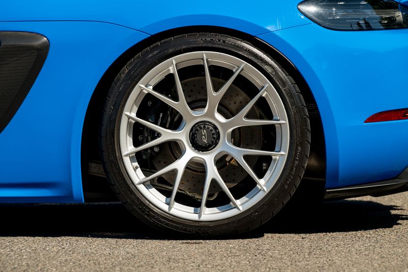 Porsche 718 Cayman 4.0 GT4 RS PDK