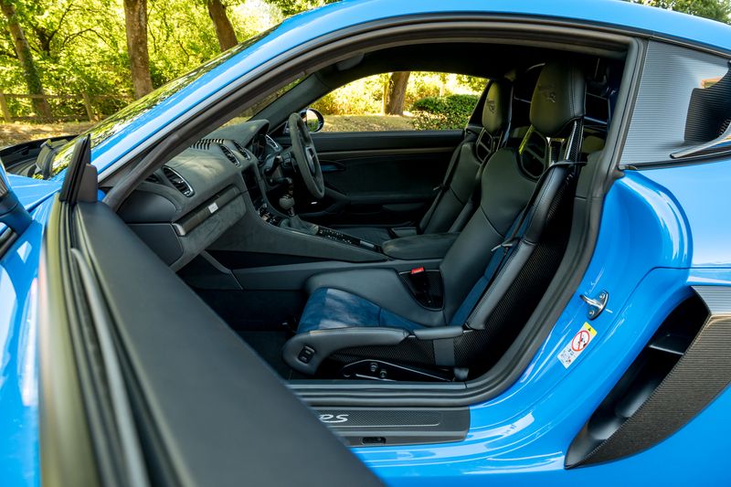 Porsche 718 Cayman 4.0 GT4 RS PDK