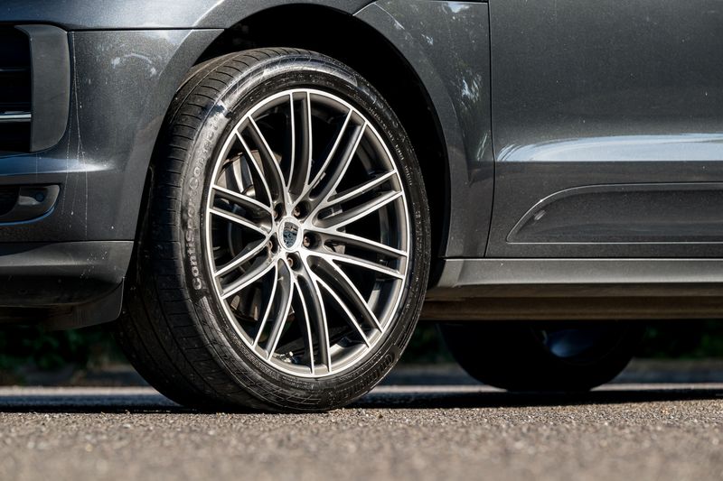 Porsche Macan 2.0T Petrol PDK