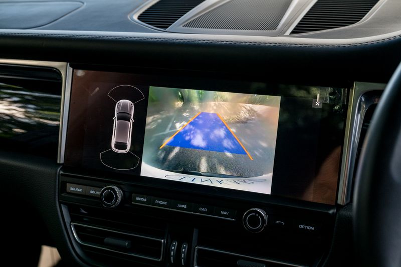 Porsche Macan 2.0T Petrol PDK