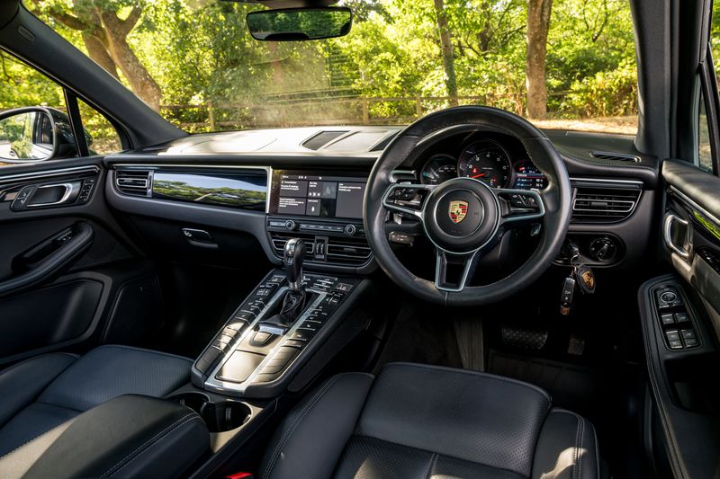 Porsche Macan 2.0T Petrol PDK
