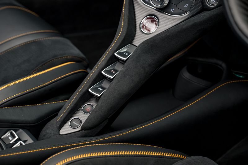 McLaren 720S Spider Performance Plus