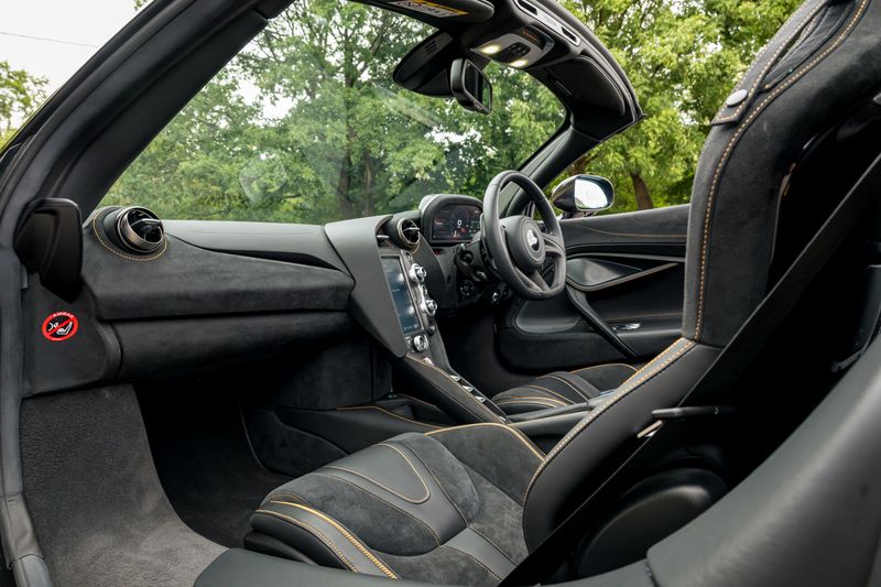 McLaren 720S Spider Performance Plus