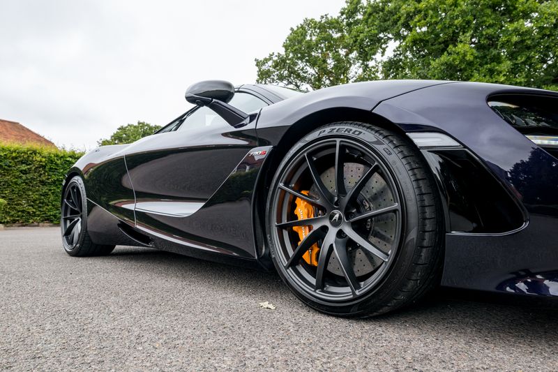McLaren 720S Spider Performance Plus