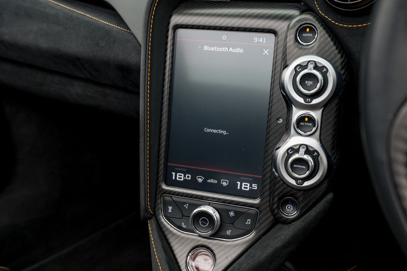 McLaren 720S Spider Performance Plus