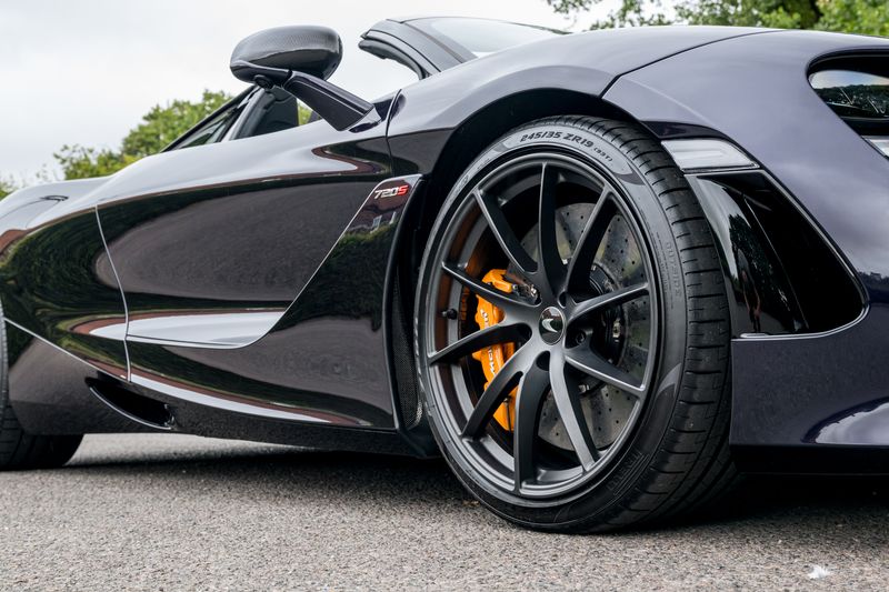 McLaren 720S Spider Performance Plus